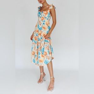 Peach sweetheart dress